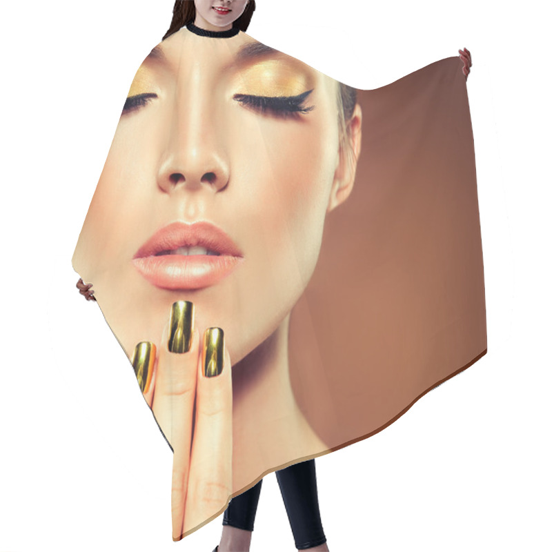 Personality   Girl Face With Golden Make Up  Hair Cutting Cape