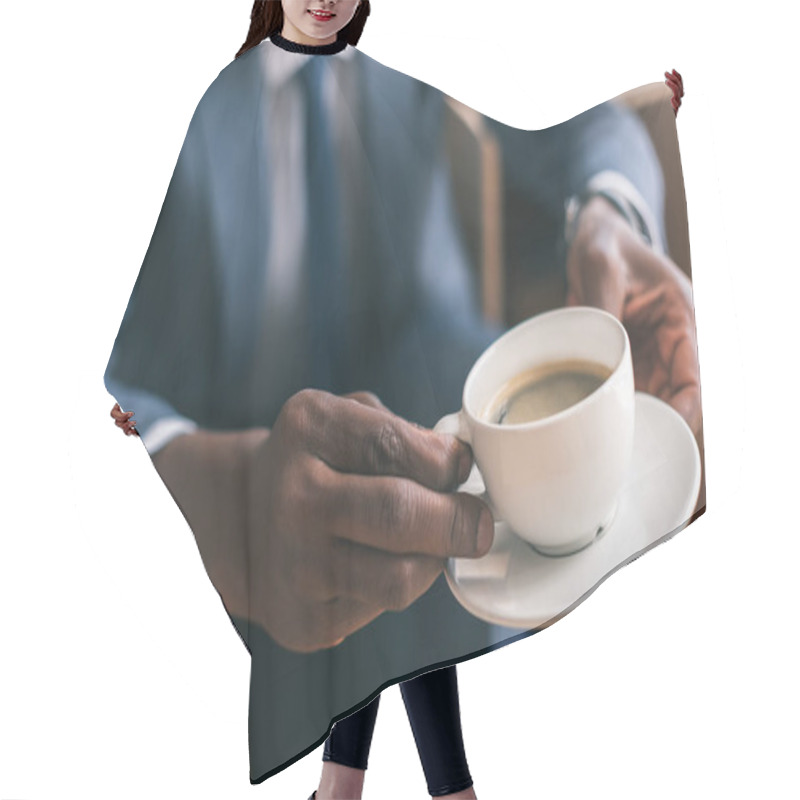 Personality  Businessman Holding Coffee Cup Hair Cutting Cape