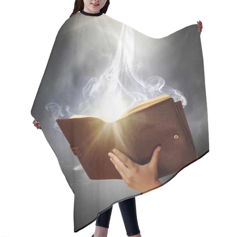 Personality  Magic Book Hair Cutting Cape