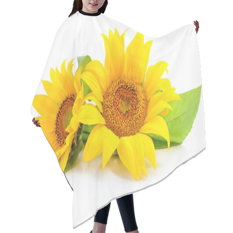 Personality  Sunflowers Are On A White Background Hair Cutting Cape