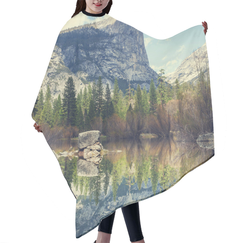 Personality  Mirror Lake Hair Cutting Cape