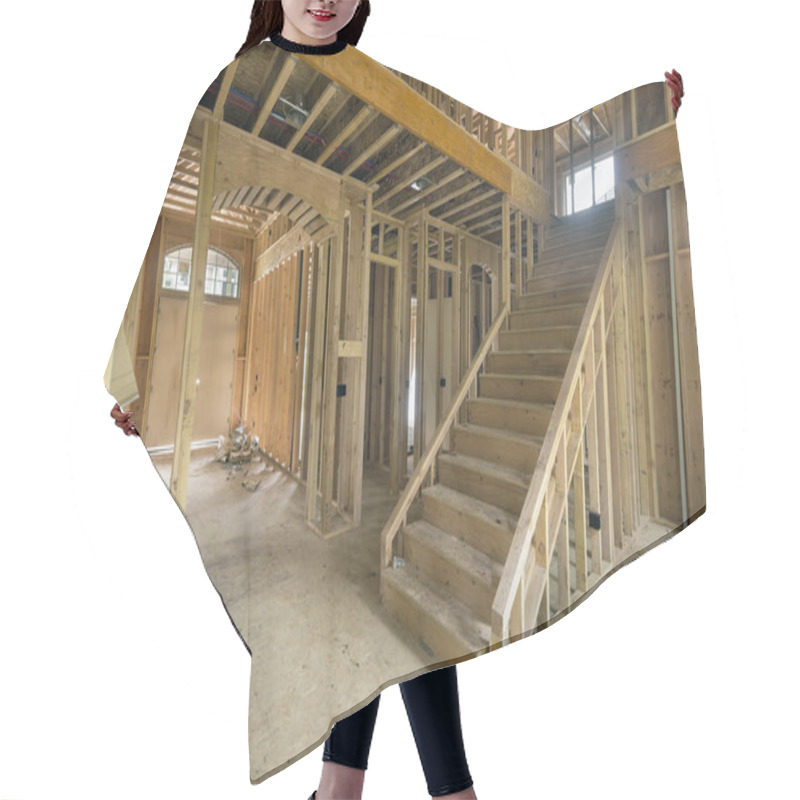 Personality  New Home Construction Framing Foyer Area Hair Cutting Cape