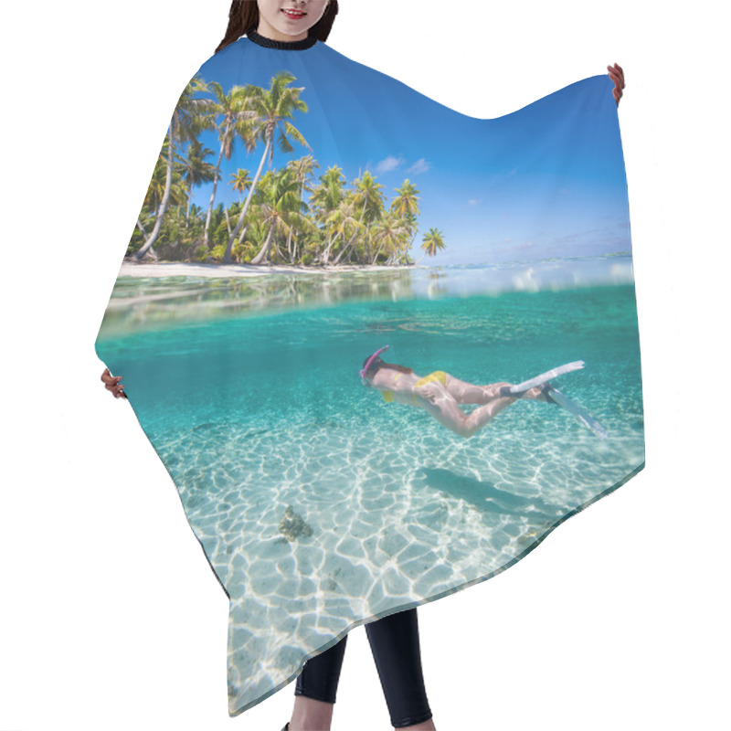 Personality  Woman Swimming Underwater Hair Cutting Cape