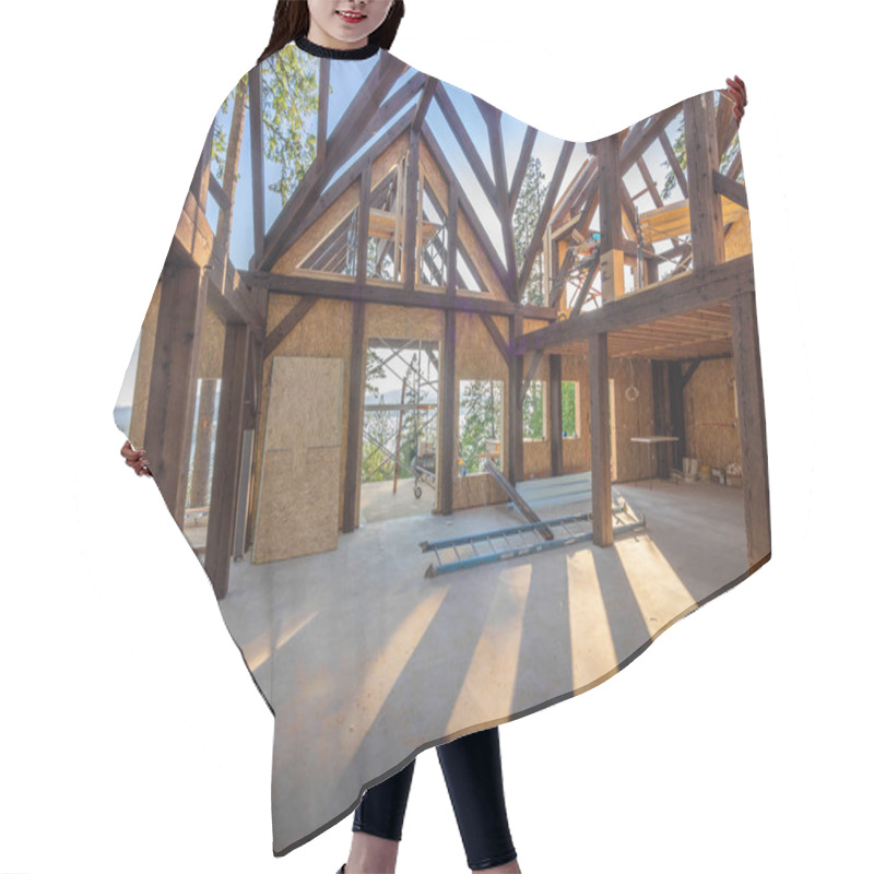 Personality  New House Interior Post And Beam Construction Hair Cutting Cape