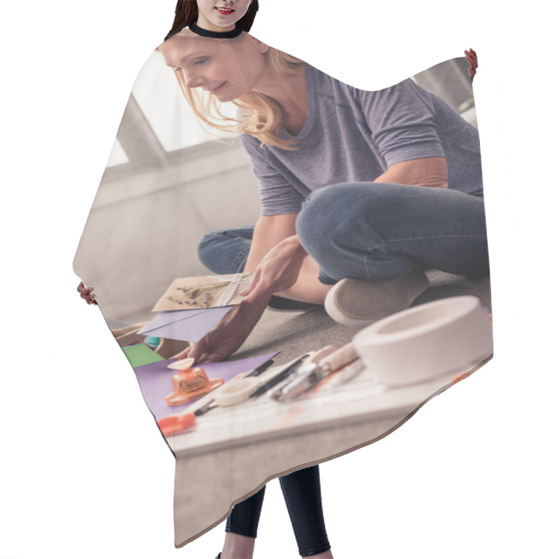 Personality  Woman Paper Crafting At Home Hair Cutting Cape