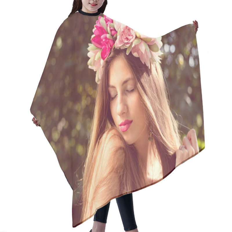 Personality  Pretty Girl In Lotus Flower Crown Hair Cutting Cape