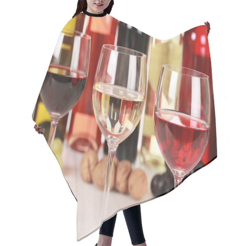 Personality  Different Wines Hair Cutting Cape