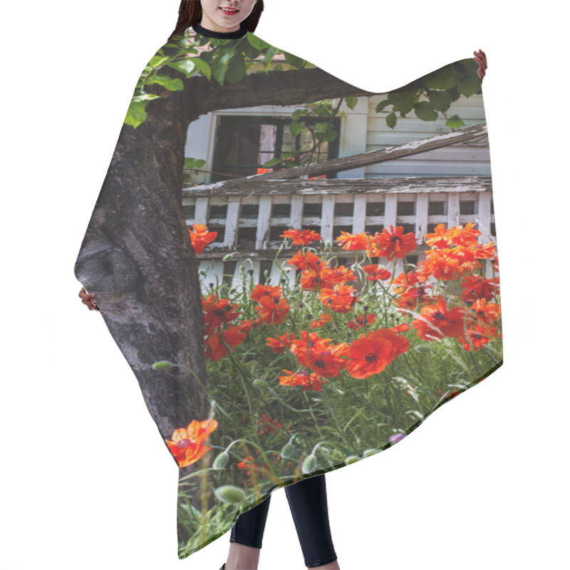 Personality  Poppies Hair Cutting Cape