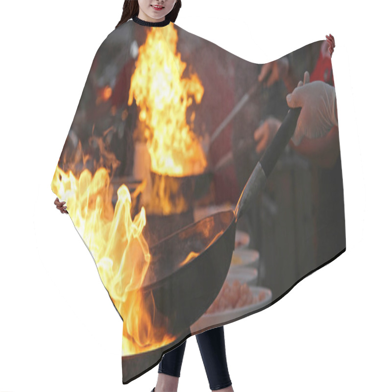 Personality  Flambe Chef Cooking In Outdoor Kitchen Hair Cutting Cape