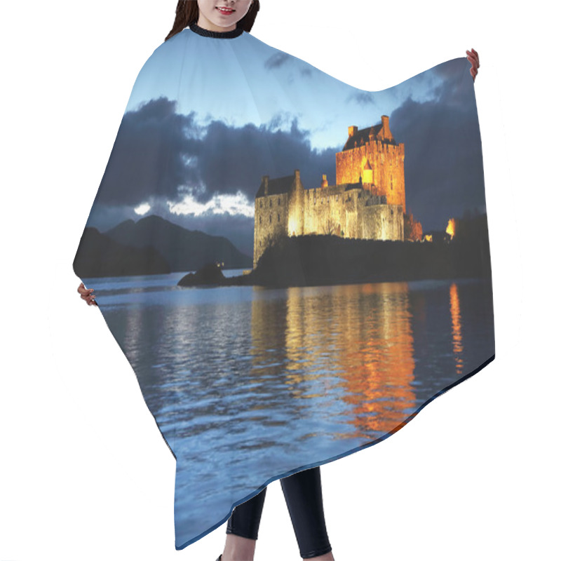 Personality  Castle At Dusk Hair Cutting Cape