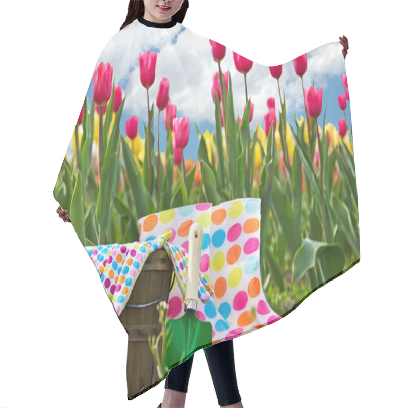 Personality  Spring Tulip Gardening Hair Cutting Cape