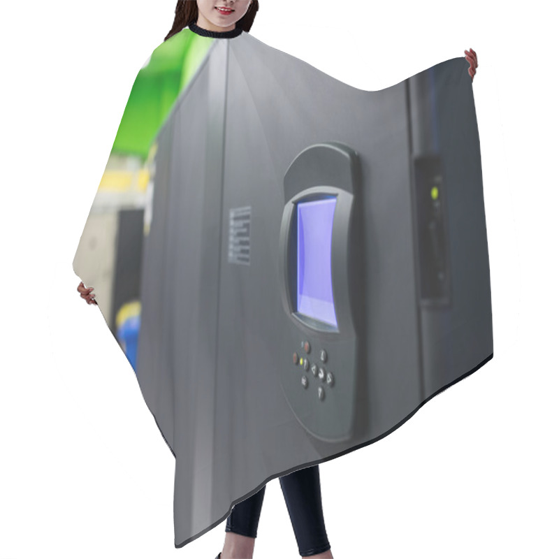 Personality  Biometric Locks In Server Room Hair Cutting Cape