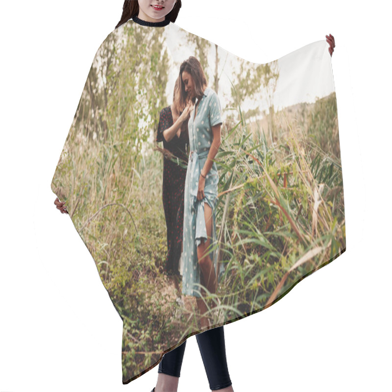 Personality  Two Young Women Walking Through The Field The Field Wearing Dresses And Sneakers Hair Cutting Cape