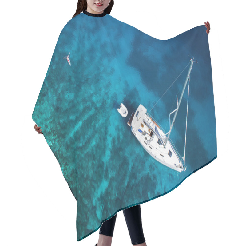 Personality  Amazing View To Yacht, Swimming Woman And Clear Water Caribbean  Hair Cutting Cape