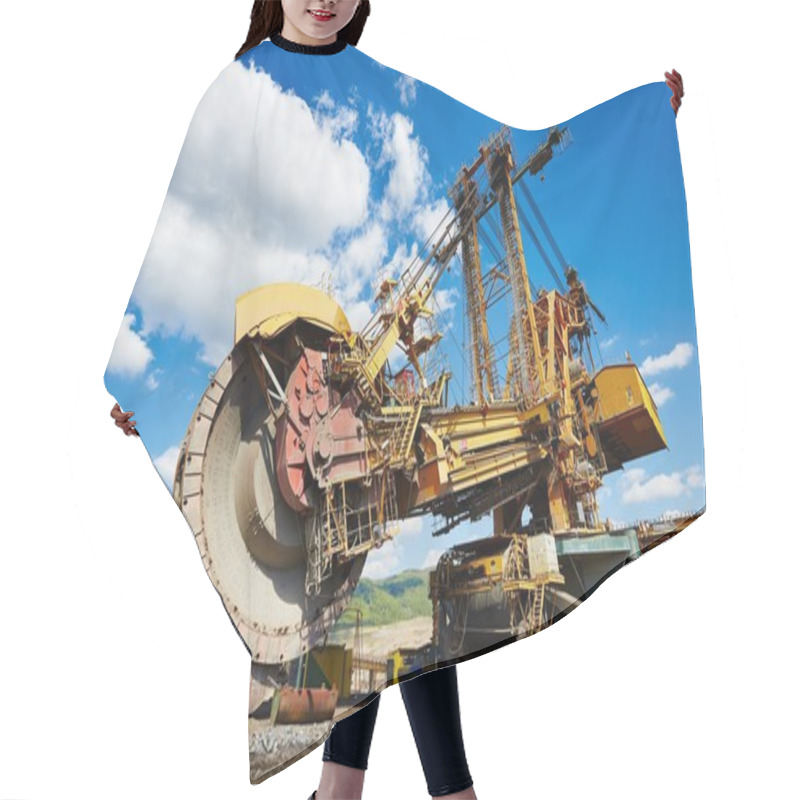 Personality  Coal Mine Hair Cutting Cape