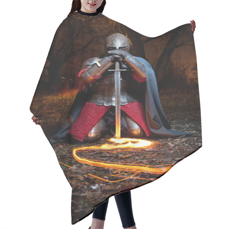 Personality  Medieval Khight Hair Cutting Cape