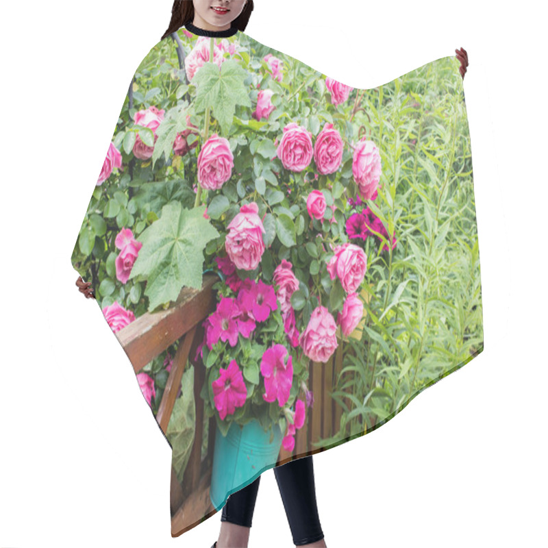 Personality  Pink Summer Flowers Hair Cutting Cape