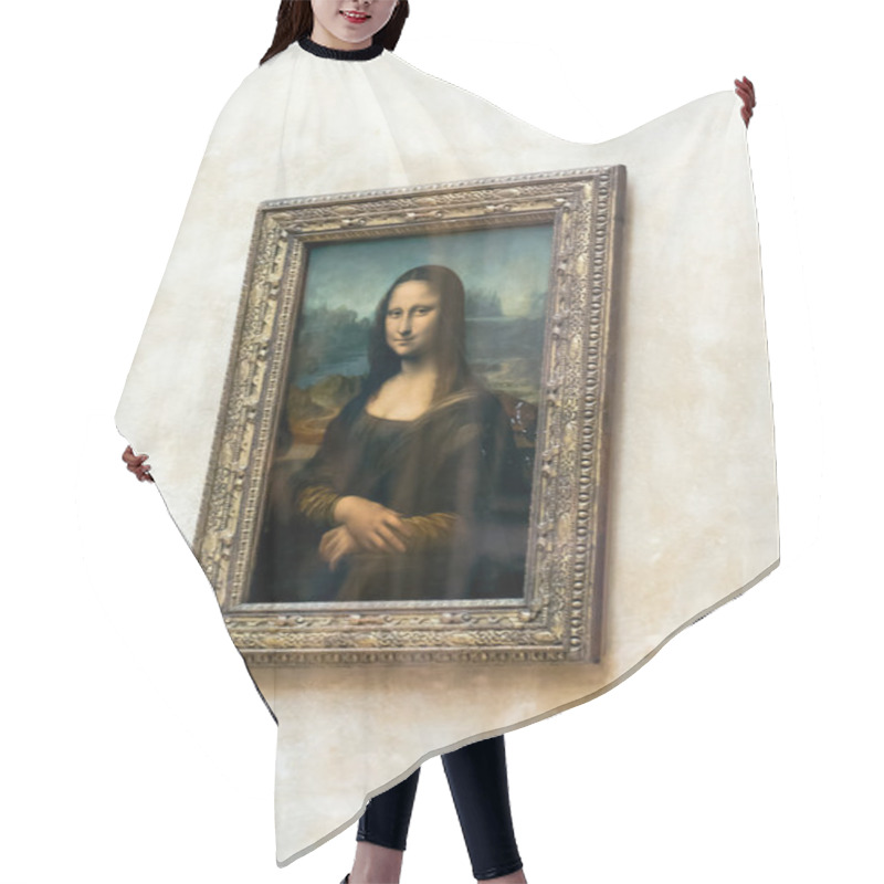 Personality  Mona Lisa- Paris Hair Cutting Cape