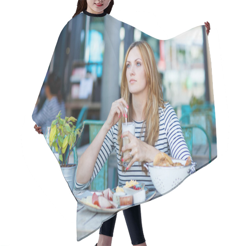 Personality  Young Woman Having Healthy Breakfast In Outdoor Cafe Hair Cutting Cape