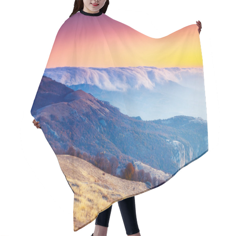 Personality  Majestic Morning Mountain Landscape Hair Cutting Cape