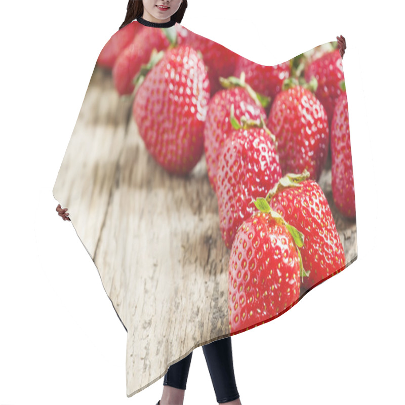 Personality  Fresh Ripe Strawberries Hair Cutting Cape