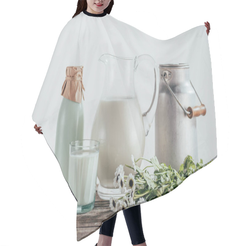 Personality  Jugs, Bottle And Glass Of Milk Hair Cutting Cape