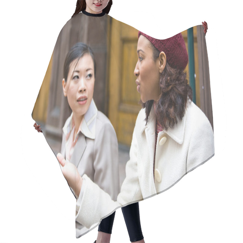 Personality  Business Women Talking Hair Cutting Cape