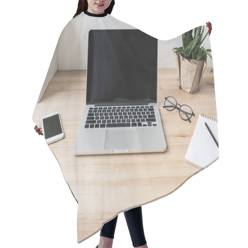 Personality  Workplace With Laptop Computer Hair Cutting Cape