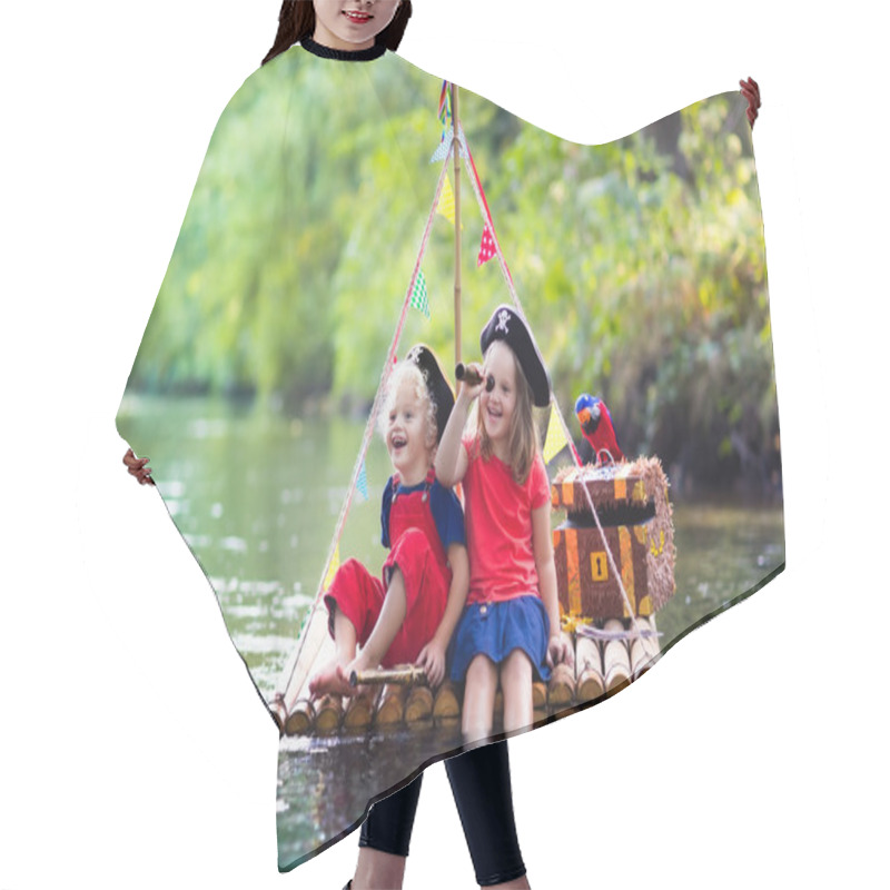 Personality  Kids Playing Pirate Adventure On Wooden Raft Hair Cutting Cape