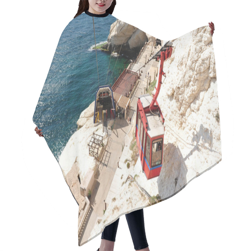 Personality  Rosh HaNikra Grottos - Israel Hair Cutting Cape