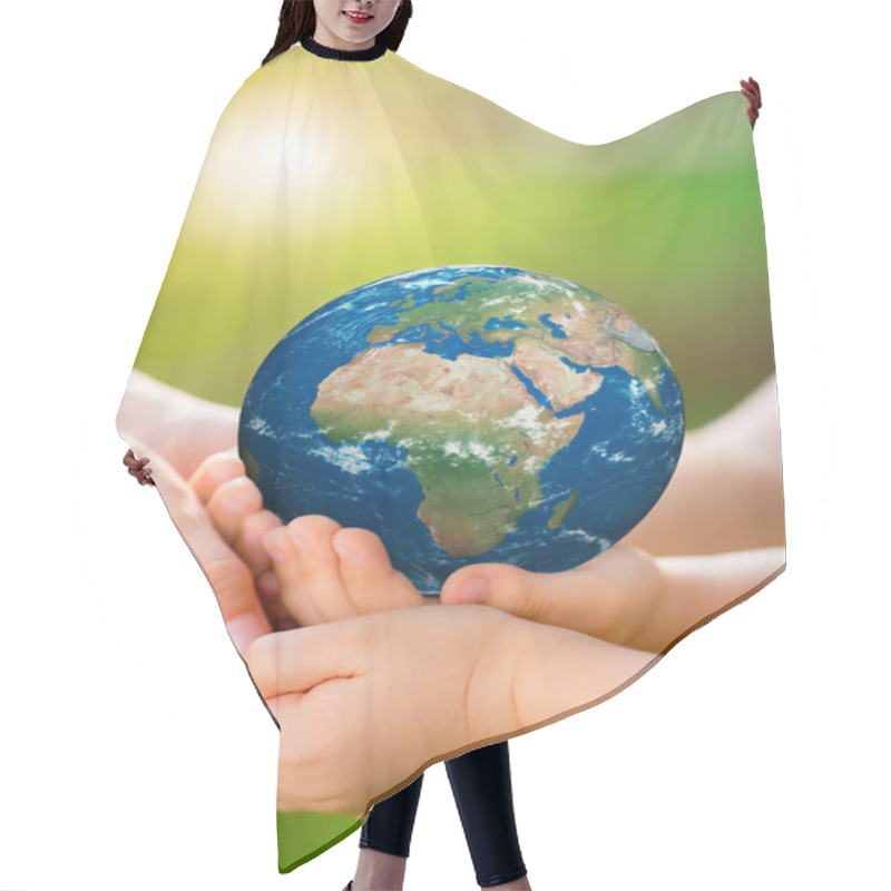 Personality  Children Holding Earth Planet Hair Cutting Cape