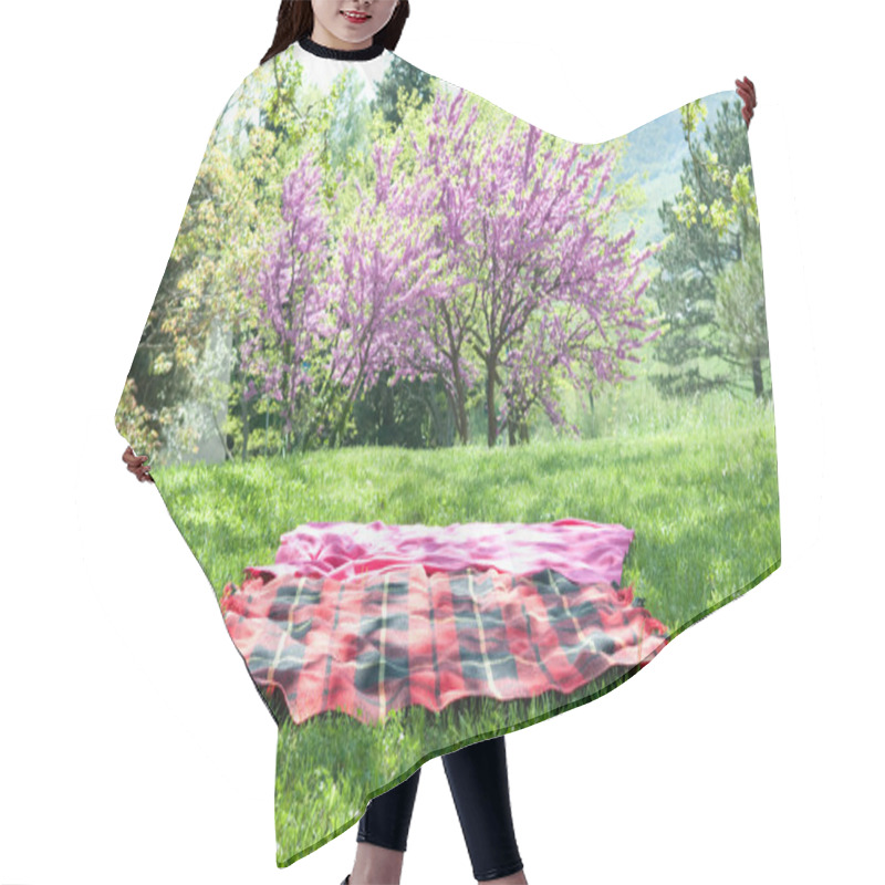 Personality  Picnic Blanket Hair Cutting Cape