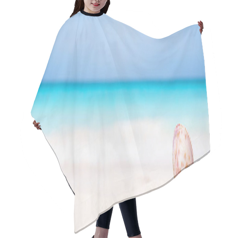 Personality  Panorama Of Summer Beach With Starfish And Blue Sea Background. Landscape Of Tropical Summer. Summer Vacation Concept. Hair Cutting Cape