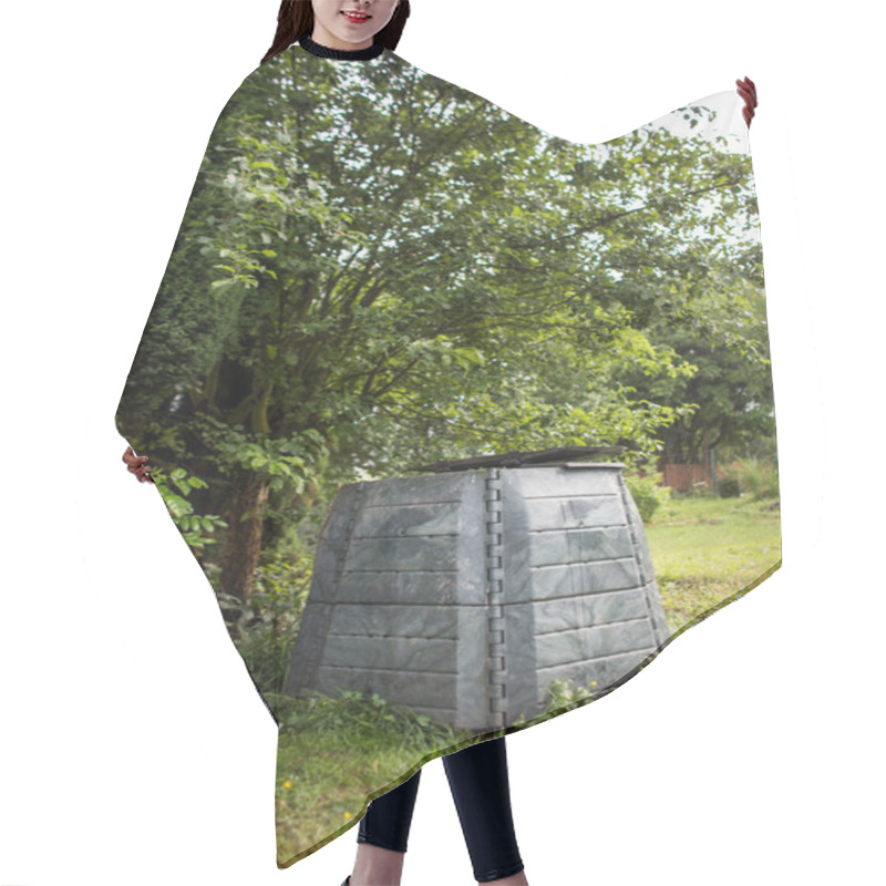 Personality  Plastic Composter In A Garden Hair Cutting Cape