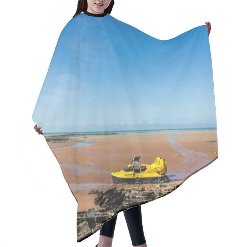 Personality  Yellow Hovercraft At A Beautiful Beach In Broom, Western Australia Hair Cutting Cape