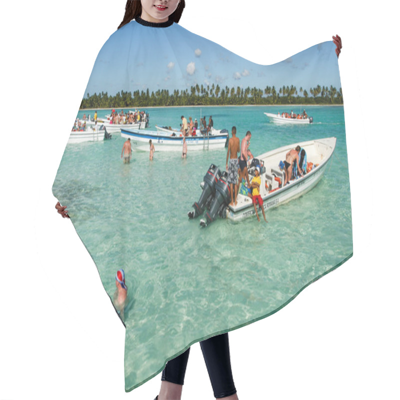 Personality  Tourists Swimming At The Beach Of Saona Island Hair Cutting Cape