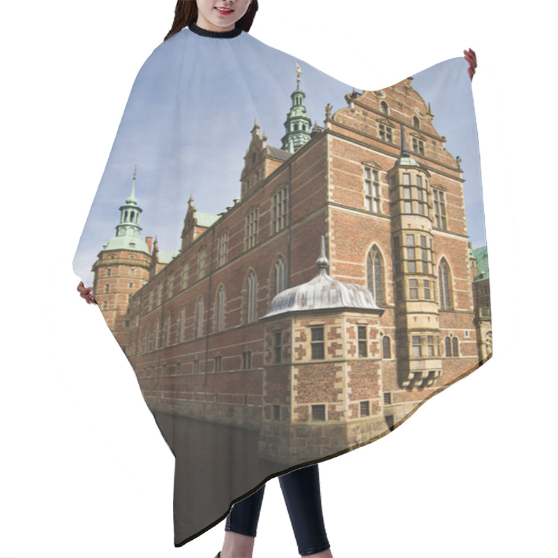 Personality  Frederiksborg Slot Hair Cutting Cape