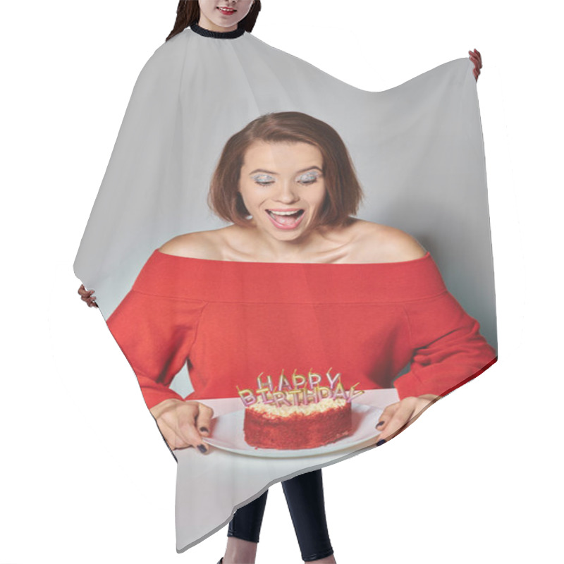 Personality  Excited Woman In Red Attire Looking At Bento Cake With Happy Birthday Candles On Grey Background Hair Cutting Cape