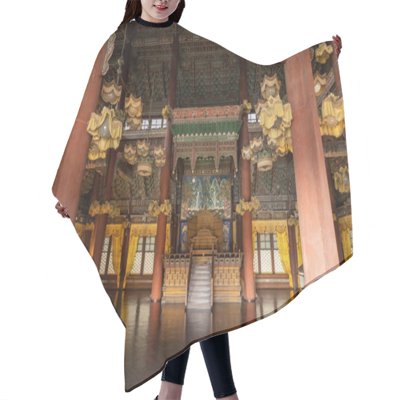 Personality  Interior Details At Deoksugung Palace, Traditional Palace Architecture In Seoul, South Korea Hair Cutting Cape