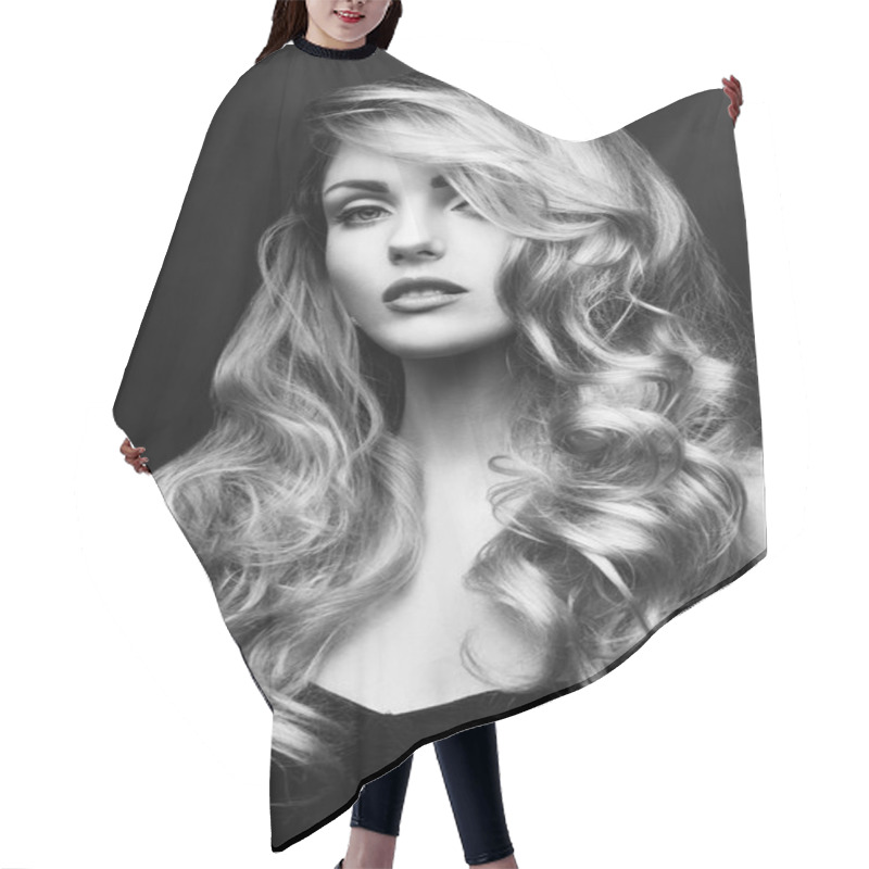 Personality  Woman Face Beauty Portrait Hair Cutting Cape