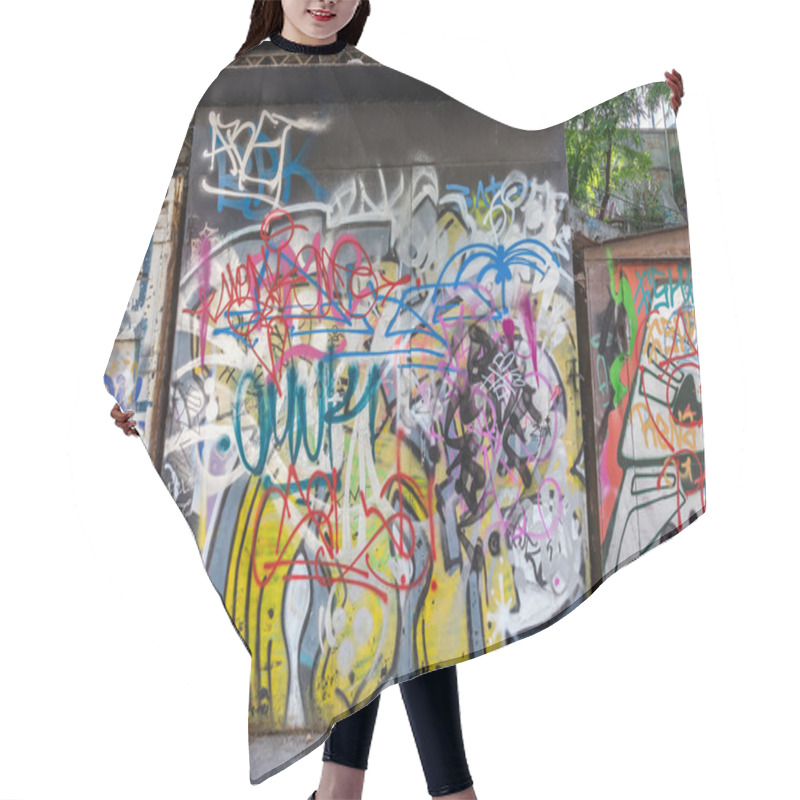 Personality  Beautiful Street Art Graffiti. Abstract Creative Drawing Fashion Hair Cutting Cape