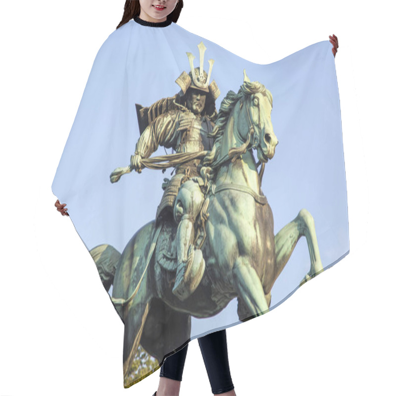 Personality  Statue Of Kusunogi Masashige Hair Cutting Cape