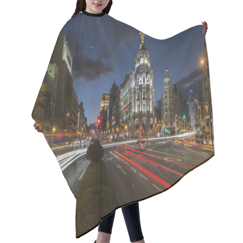 Personality  Madrid Night Lights Hair Cutting Cape