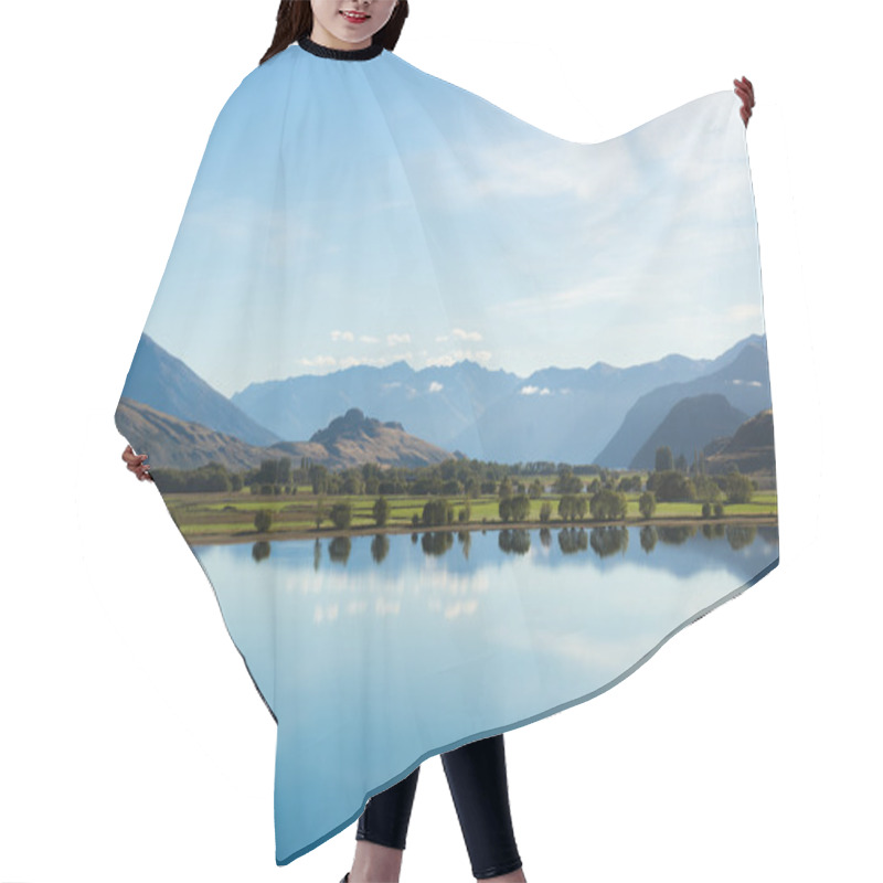 Personality  New Zealand Alps And Lake Hair Cutting Cape