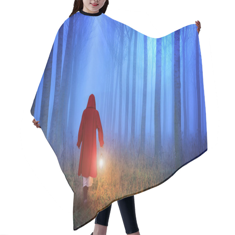 Personality  Little Red Riding Hood In The Forest Hair Cutting Cape