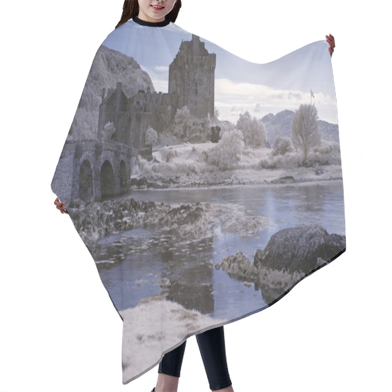 Personality  Eilean Donan Castle, Scotland, GB Hair Cutting Cape