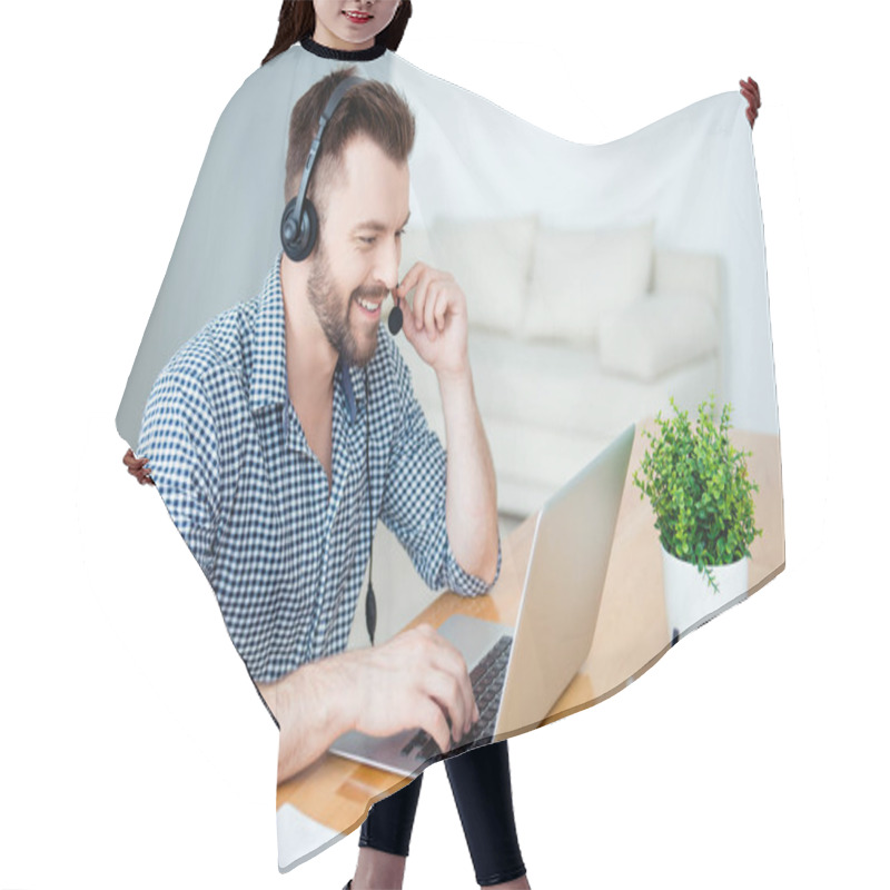 Personality  Happy Cheerful Young Worker Of Call Center In Head-phones Smilin Hair Cutting Cape