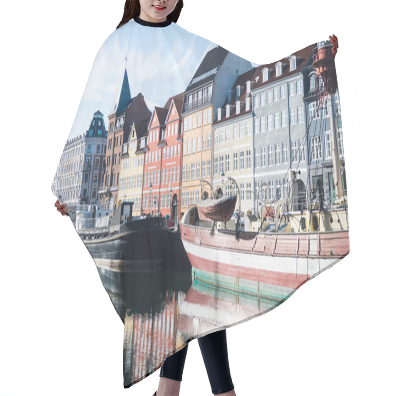 Personality  Denmark hair cutting cape