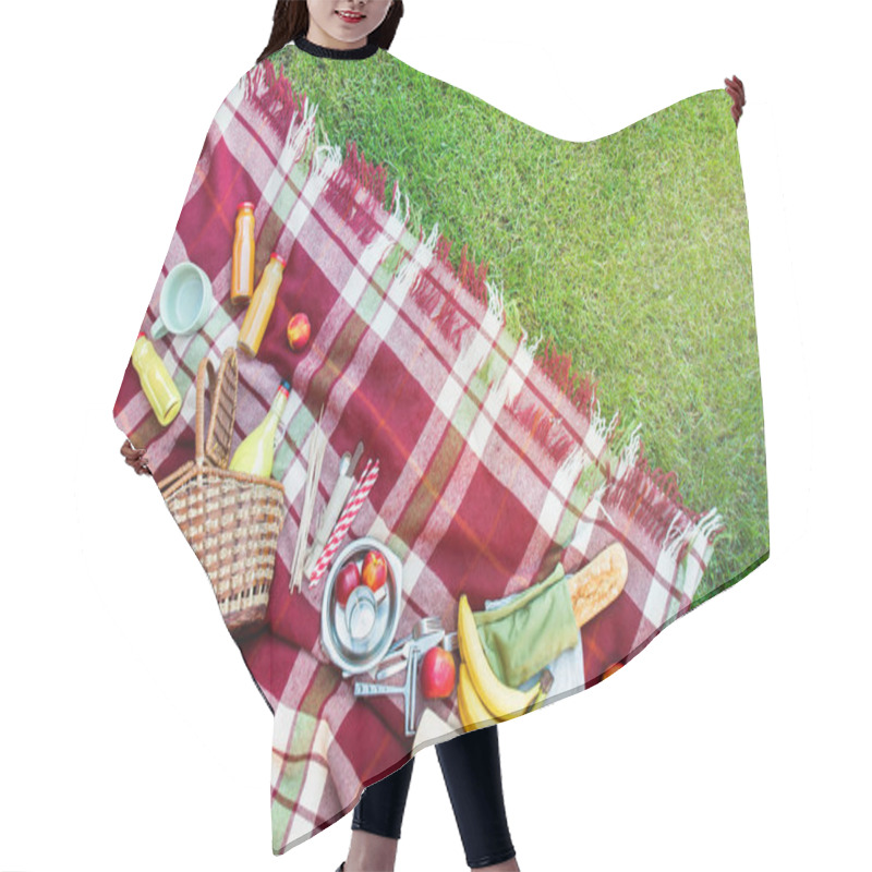 Personality  Basket Setting Food Fruit Checkered Plaid Picnic Grass Hair Cutting Cape