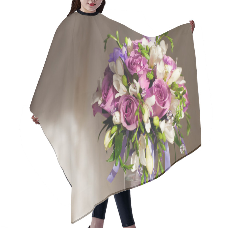 Personality  Bouquet And Wedding Dress Hair Cutting Cape